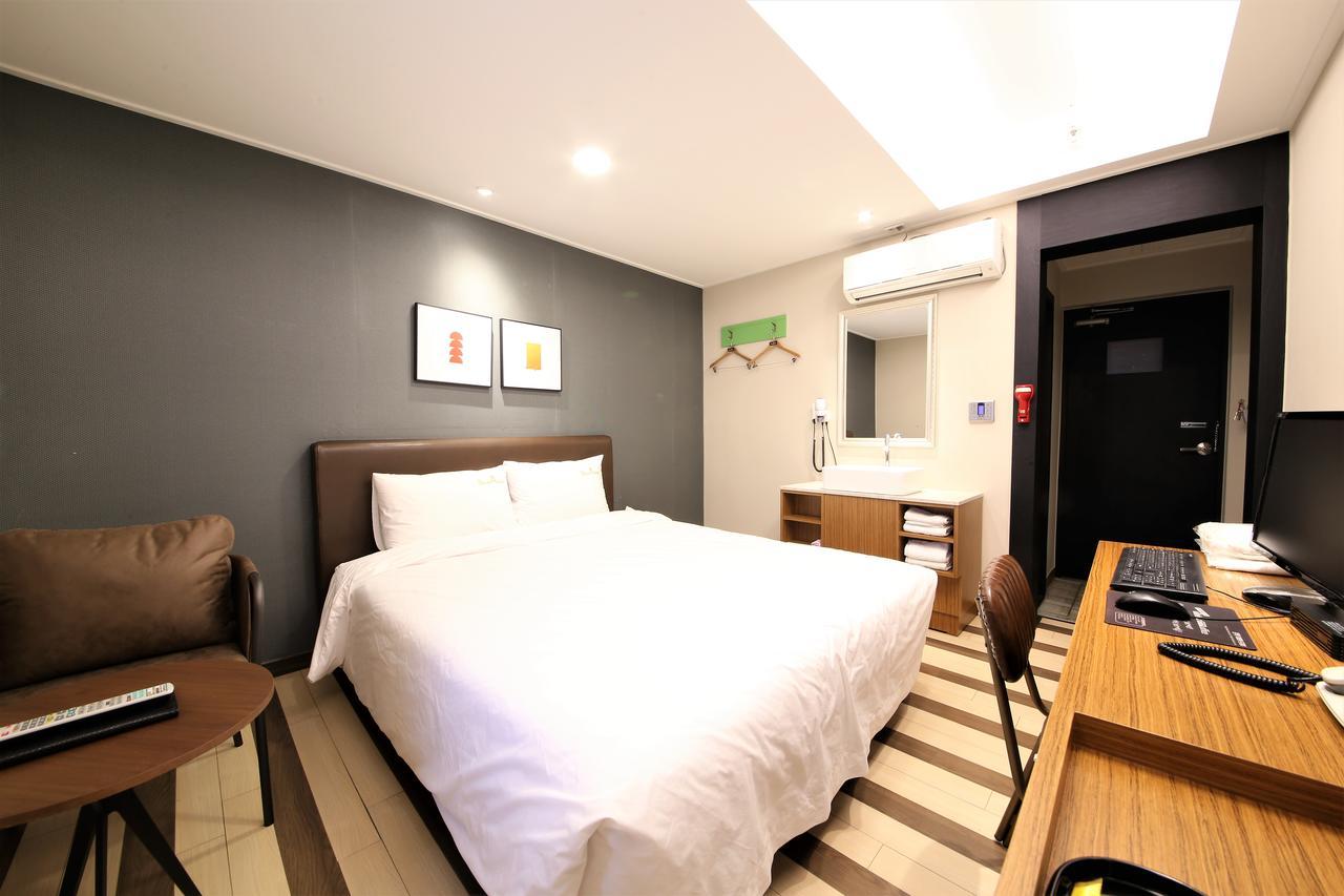 Star Hotel Μπουσάν Εξωτερικό φωτογραφία